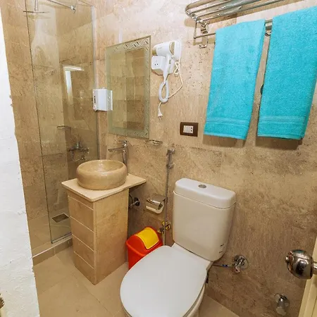 White Pyramids Inn Nazlet el Simman Экстерьер фото